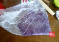 Purple Sweet Potato Rose Steamed Buns Recipe Illustration 3