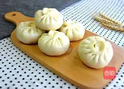 Illustration of how to make egg and fennel steamed buns 20