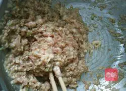 Illustration of making dumplings stuffed with lotus root 8