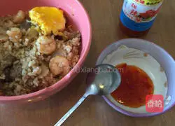 Illustration of how to make black pepper beef fried rice 8