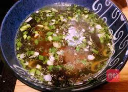 Illustration of how to make water spinach noodles 9