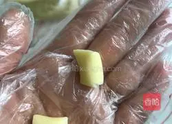 Illustration of how to make Wangzai steamed buns 9