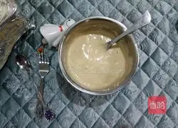 Illustration of how to make banana milk waffles 11