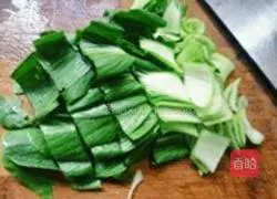 Illustration of how to make fried pancakes (hot noodle pancakes) 10