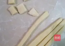 Honey and milk-flavored steamed buns recipe 4