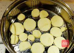 Illustration of how to make glutinous rice balls stuffed with sweet potato and bean paste 2