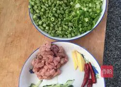 Illustration of how to make noodles 1