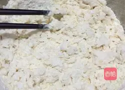 Illustration of two-color steamed buns 4