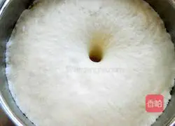 Illustration of how to make egg and fennel steamed buns 10