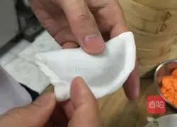 Illustration of how to make hometown bean dumplings 4