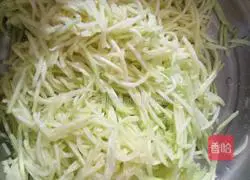 Illustration of how to make melon and egg cake 1