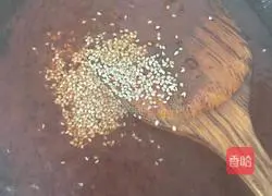 Sauce Illustration of how to make fragrant pancakes 6