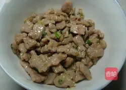 Illustration of how to make rainbow fried rice 8