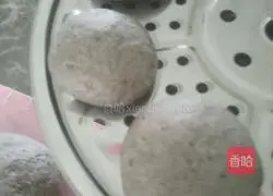 Illustration of how to make multigrain eight-treasure steamed buns 6
