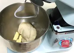 Illustration of how to make bagel burger 2