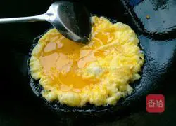 Yangzhou fried rice recipe illustration 6