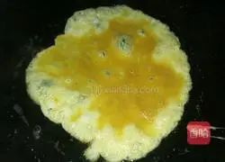 Illustration of how to make egg fried rice 2