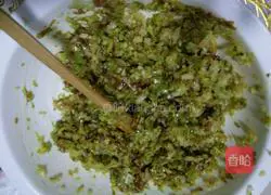 Illustration of how to make cabbage and dumpling filling 9