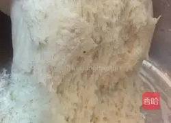 Illustration of how to make gold and silver steamed buns 1