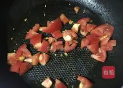 Illustration of how to make tomato and egg noodles 16