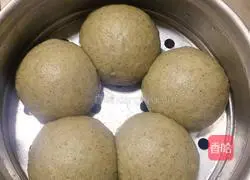 Handmade black sesame seeds Illustration of how to make steamed buns 5