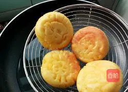 Illustration of how to make milk burrito 10