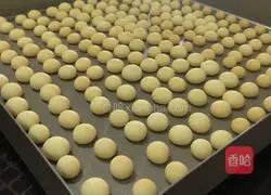 Illustration of how to make milk-flavored steamed buns 6