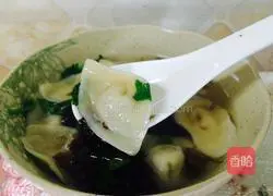Illustration of how to make wontons 12