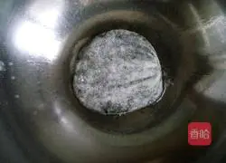 Illustration of how to make sesame sugar cake 6