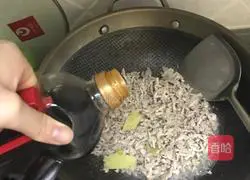 Illustration of how to make shredded pork noodles 8