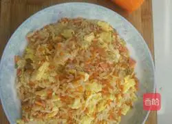 Illustration of how to make egg fried rice 8