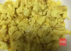 Assorted Egg Fried Rice Recipe Illustration 3