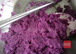 Illustration of how to make purple sweet potato buns 1