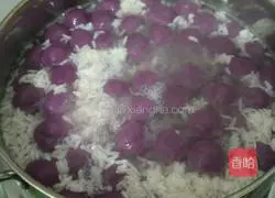Illustration of how to make purple sweet potato dumplings 12
