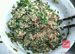 Illustration of how to make dumplings stuffed with squid and three delicacies 11