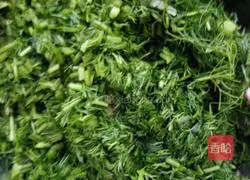 Illustration of how to make fennel and pork dumpling stuffing 7