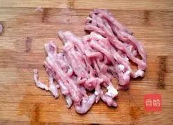 Illustration of how to make steamed beans and noodles 5