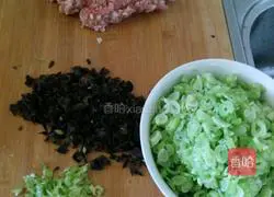 Sauce Illustration of how to make meatloaf buns 2