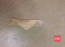 Illustration of how to make crispy wontons 6