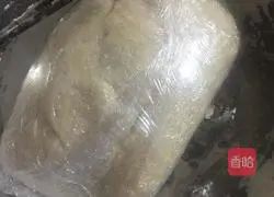 Illustration of how to make green onion, pepper and salt pancakes 2