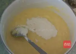 Illustration of how to make pan-fried potato pancakes 4