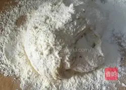 Illustration of how to make green onion cake 9