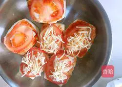 Illustration of how to make cheese and tomato baked steamed buns 7
