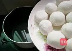 Illustration of how to make black sesame glutinous rice balls 8