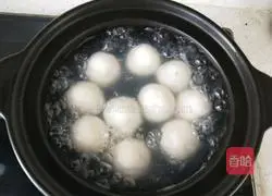 Illustration of how to make glutinous rice balls 9