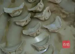 Illustration of Northeast Celery Dumplings 10