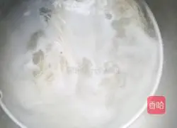 Illustration of how to make mushroom noodles 5