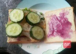 Illustration of how to make a sandwich 6