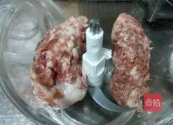 Illustration of how to make pan-fried pork cakes 1