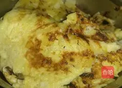 Illustration of how to make potato and egg pancakes 13